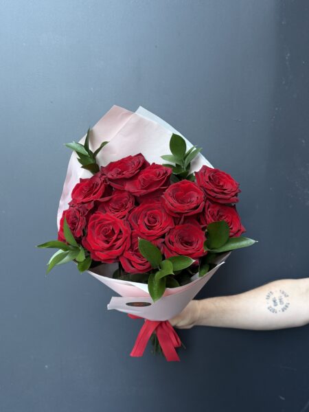 Ramo de 12 Rosas Rojas.