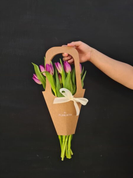 Tulipanes morados.
