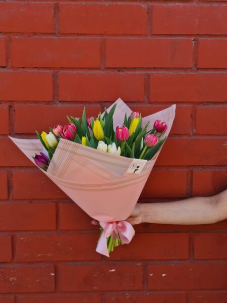 Ramo especial de tulipanes 30 varas.